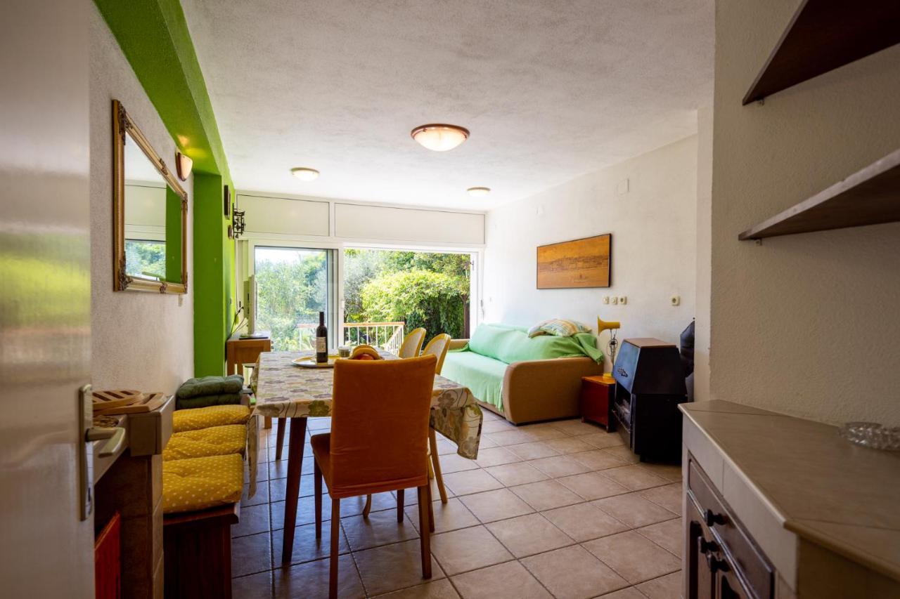 Maris Apartamento Sveti Filip i Jakov Exterior foto