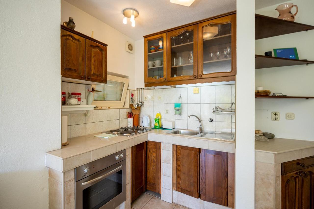 Maris Apartamento Sveti Filip i Jakov Exterior foto