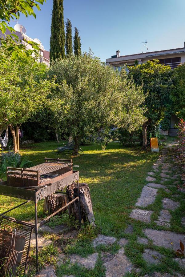 Maris Apartamento Sveti Filip i Jakov Exterior foto